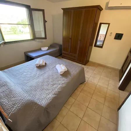 Guest house Affitta L'oleandro Torpe