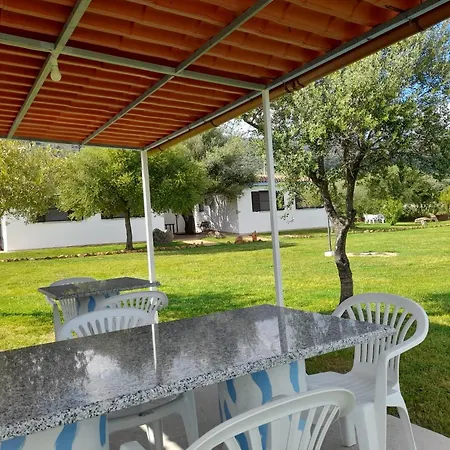 Affitta L'oleandro Guest house Torpe