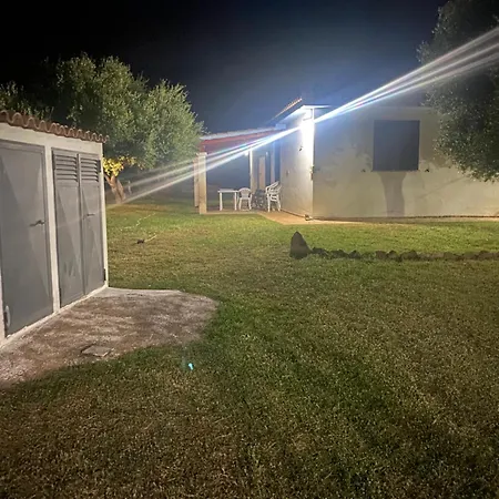 Affitta L'oleandro Casa de hóspedes Torpè