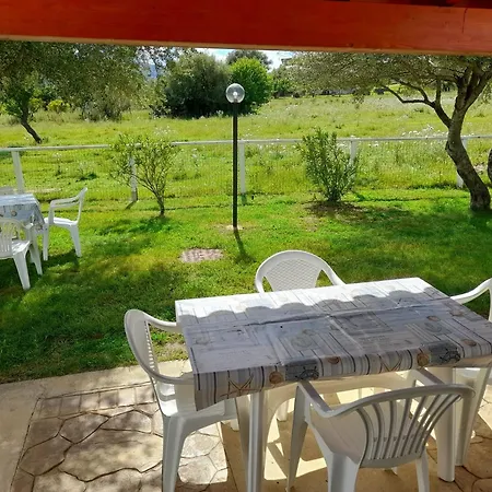 Maison d'hôtes Affitta L'oleandro Torpè